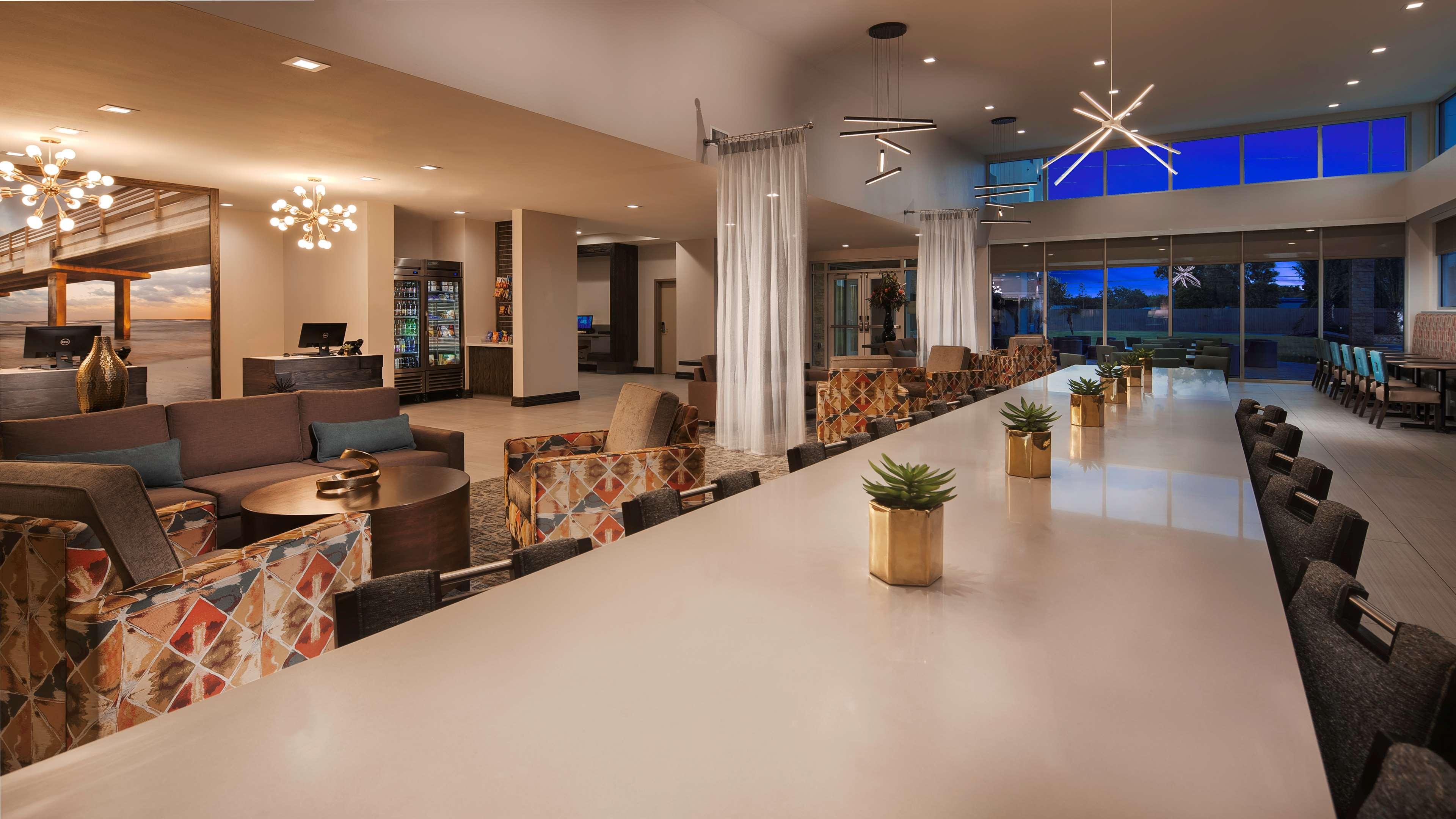 Best Western Plus Pleasanton Hotel מראה חיצוני תמונה